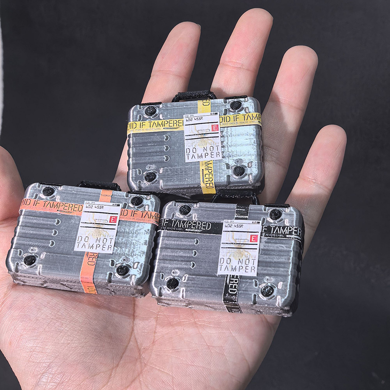 クリエイティブなカートゥーン風クールなウルトラマン冷蔵庫マグ - Acrylic Cosplay Prop のレビューと価格