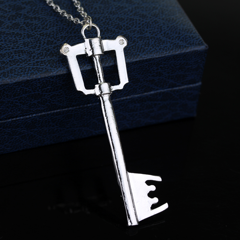 男性と女性のためのゲームキングダムハートペンダントネックレス - Keyblade Cosplay Prop のレビューと価格